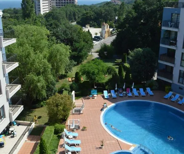 Complex Amphora Palace 3* Golden Sands