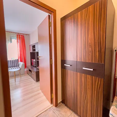 Complex Amphora Palace Zlate písky