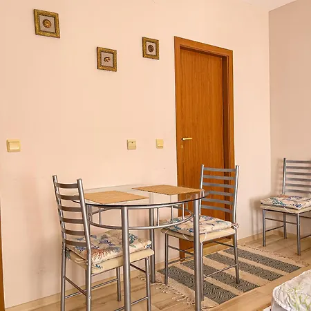 апарт комплекс амфора палас 3* Златни пясъци