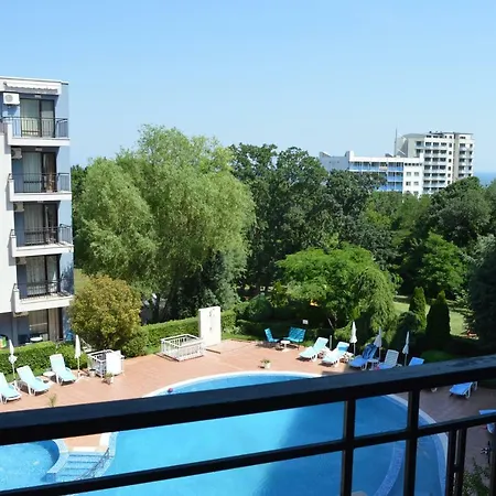 Complex Amphora Palace 3* Golden Sands