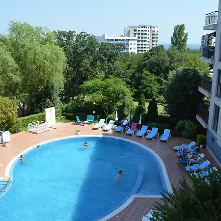 апарт комплекс амфора палас 3*